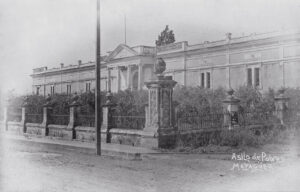Asilo de Pobres, Mayaguez (1905 c.a.)Photographic print: albumen. Completed in 1895 and modified/enlarged after the 1918 earthquake. Later become asylum for old people. wikimedia.org